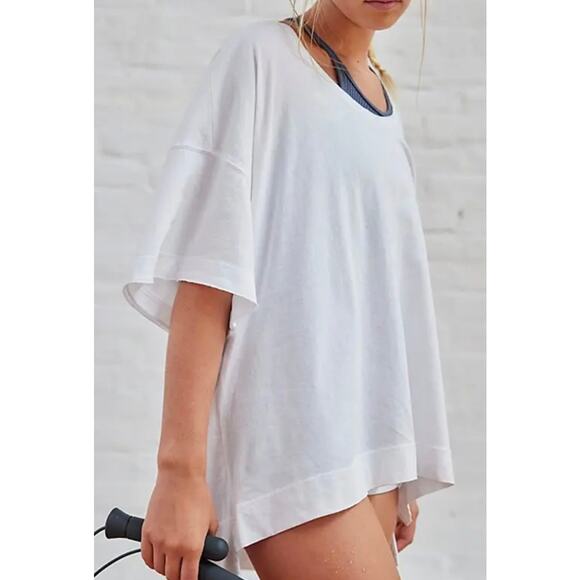 Free People FP Movement Mantra Tee Oversized White T Shirt Size M may fit L XL - Picture 1 of 10